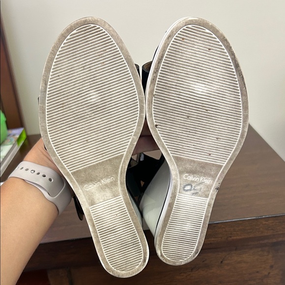 Calvin Klein Black and White Wedges - Picture 7 of 7